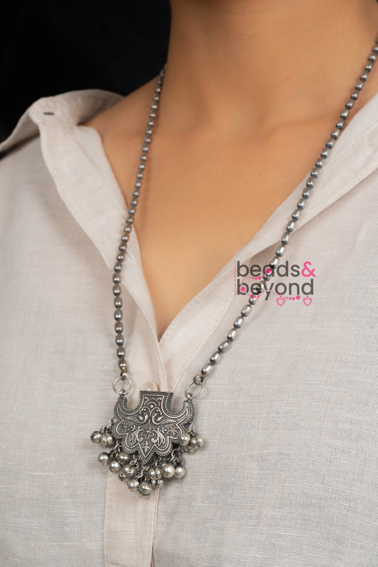 Floral Pendant Necklace