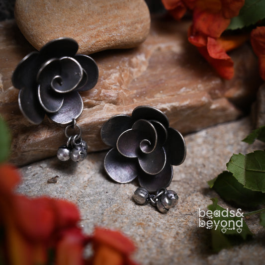 Rosette Earring