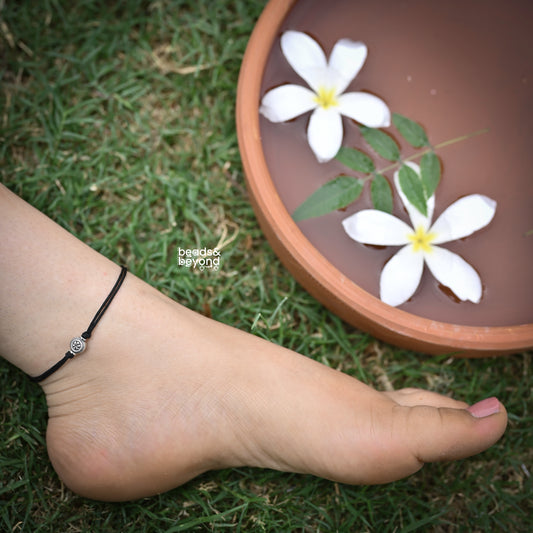 Round beaded Nazarbattu Anklet