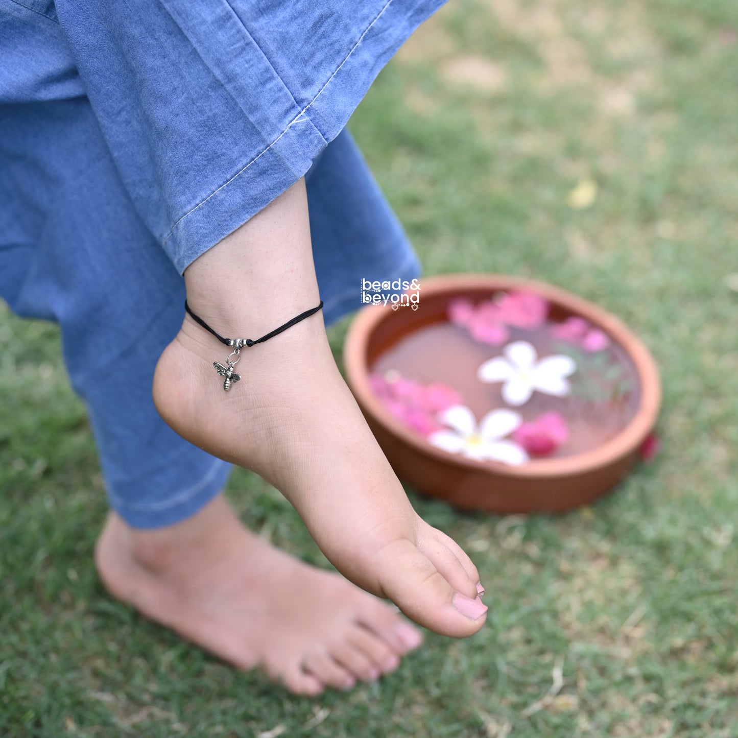 Bee Nazarbattu Anklet