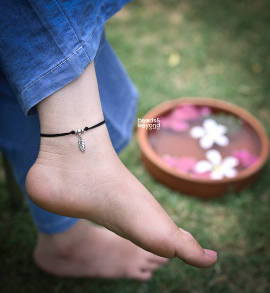 Leaf Nazarbattu Anklet