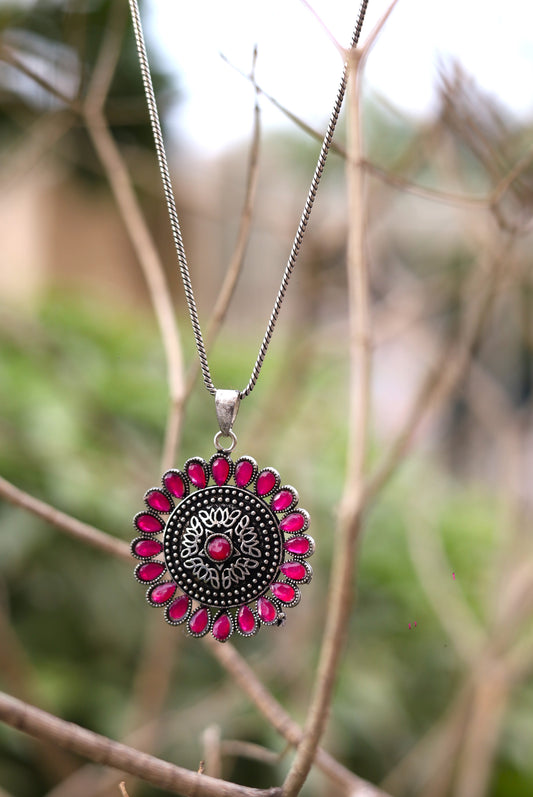 Casual Pendant Necklace